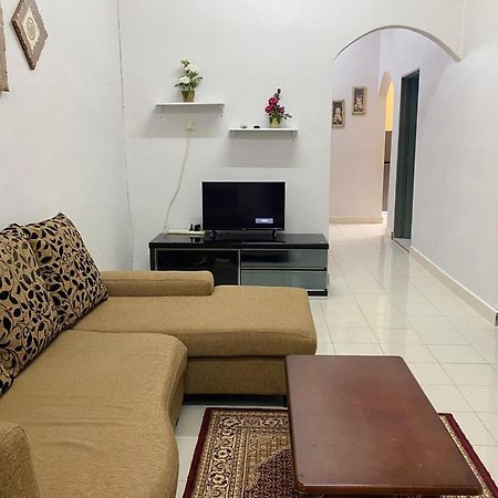 פנתאי צנאנג Desa Kemboja Homestay מראה חיצוני תמונה